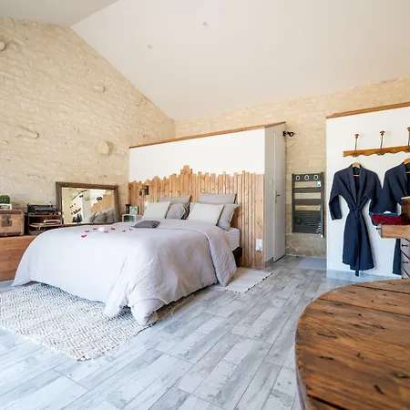 فندق مبيت وإفطار L'echappee Vendeenne 3*