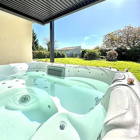 Bed & Breakfast L'echappee Vendeenne