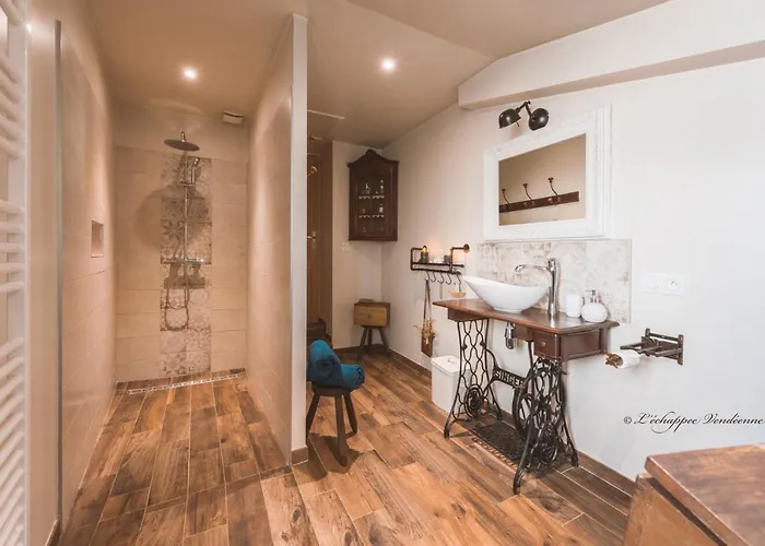 L'echappee Vendeenne Bed & Breakfast 3*